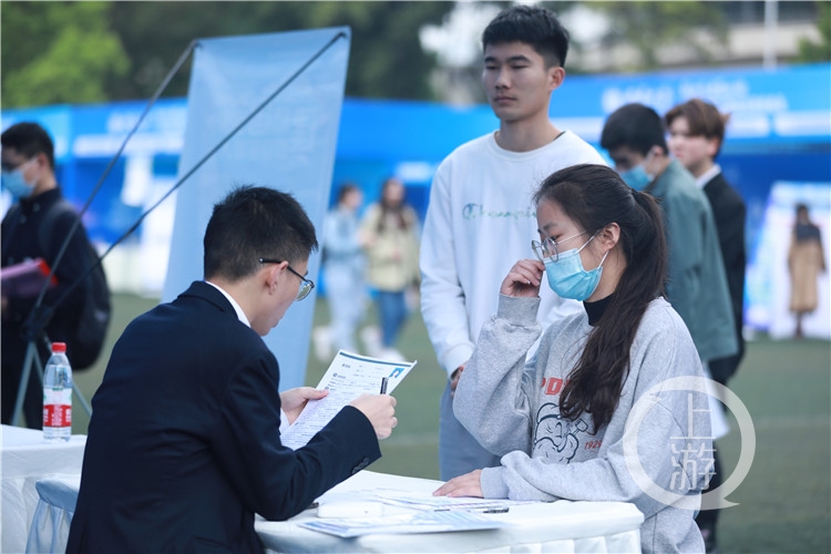 晨报3.jpg